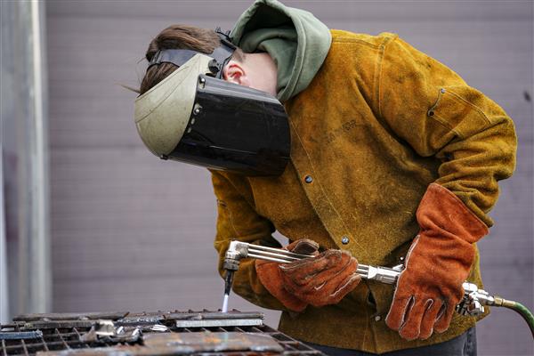 WELDING TECHNOLOGY student welding